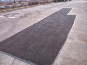 asphaltpatchingthegroundUPssi